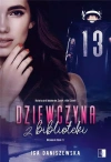 Dziewczyna z biblioteki - zdjęcie