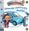 Samochód elektryczny Antka. Mały chłopiec - zdjęcie
