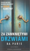 Za zamkniętymi drzwiami (wydanie pocketowe) - zdjęcie