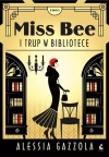 Miss Bee. 1. Miss Bee i trup w bibliotece - zdjęcie