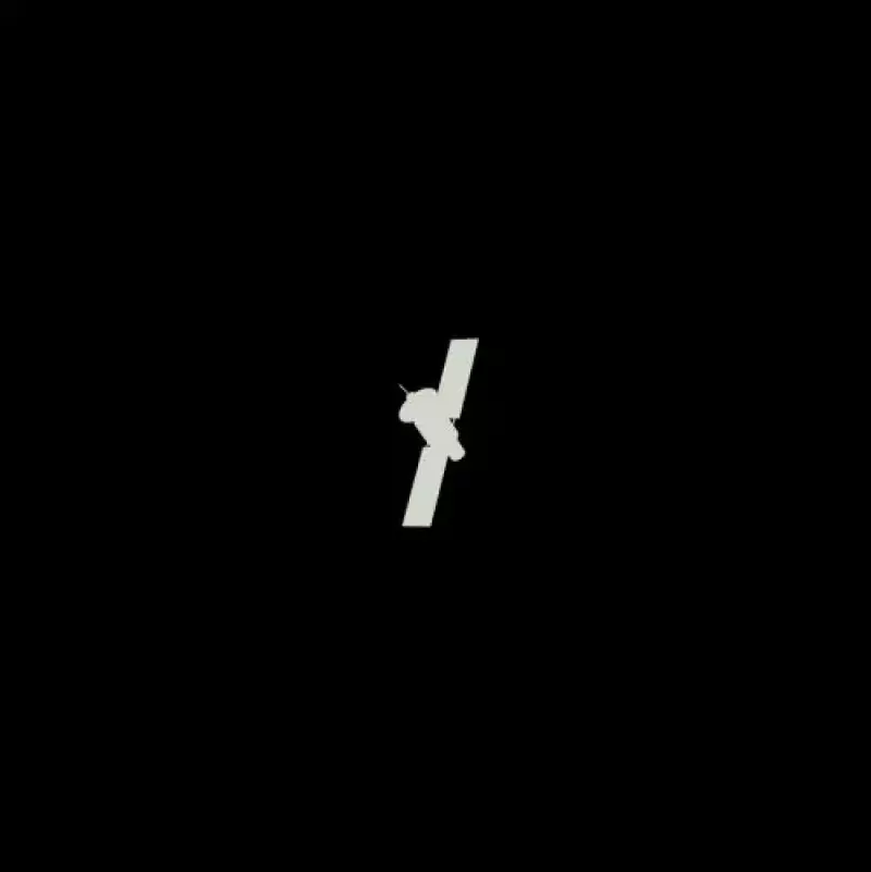 Satellite, CD