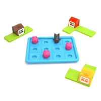 Smart Games. Three Little Piggies (wersja angielska), zdjęcie 2