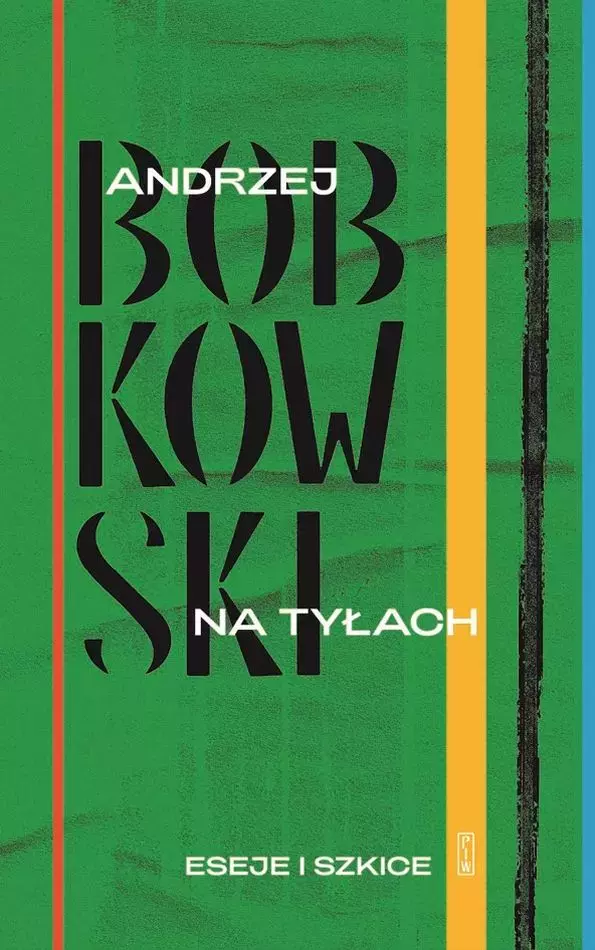 Na tyłach. Eseje i szkice