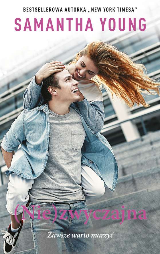 Nie zwyczajna, wydanie kieszonkowe - Książki