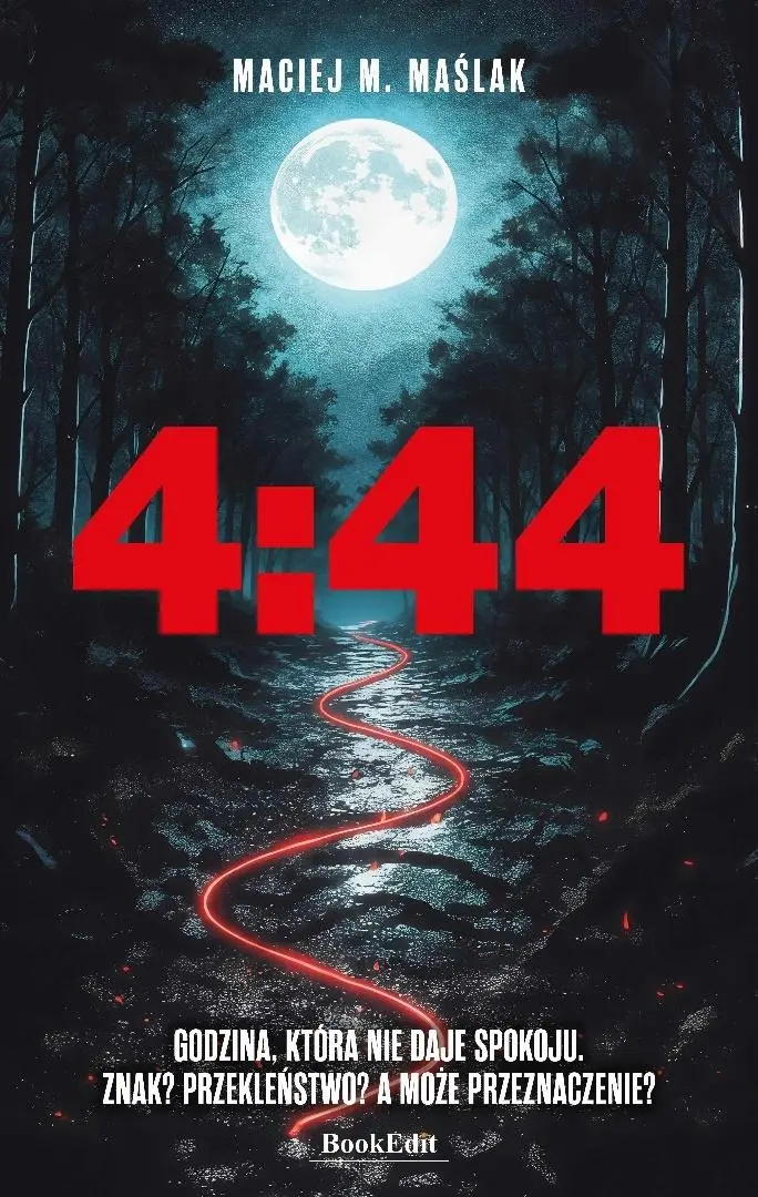 4:44 - Książki