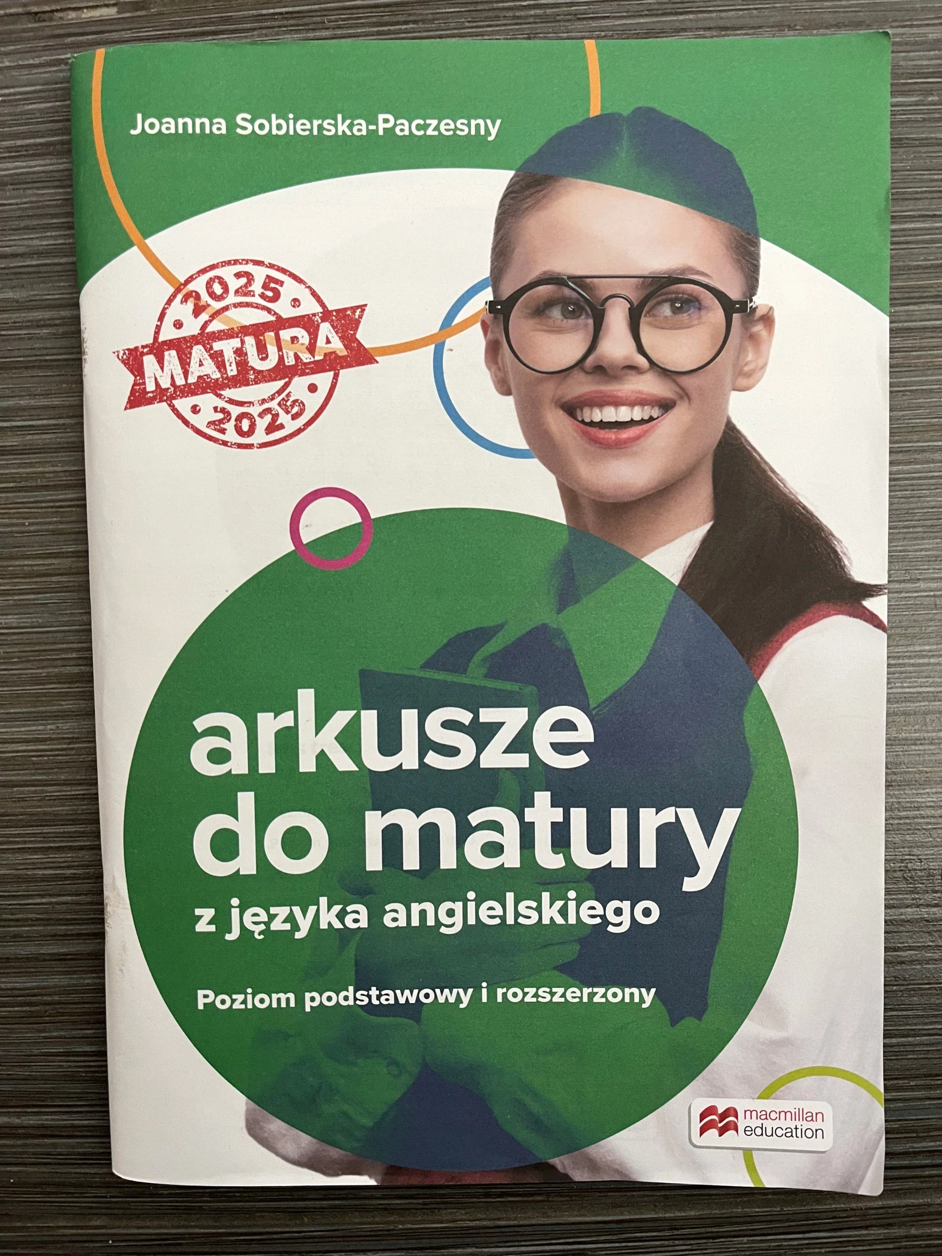 ARKUSZE DO MATURY Z JĘŻYKA ANGIELSKIEGO POZIOM PODSTAWOWY I ROZSZERZONY - Książki