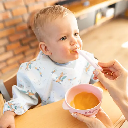 Silikonowa miseczka z przyssawką i przykrywką, różowa - Mama i dziecko