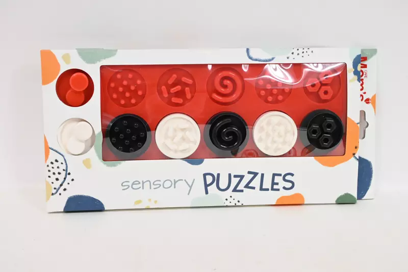 Puzzle sensoryczne kółeczka XL kontrast.841 68413