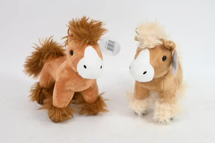 Konik kosmaty mały VIC04371 43711 - Zabawki