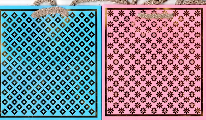 Torebka prezentowa, mała - Papiernicze i szkolne