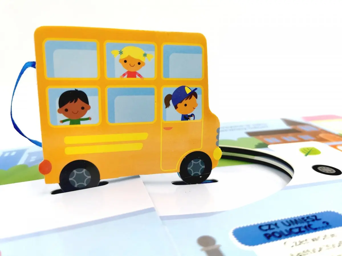 Akademia Mądrego Dziecka. Czytaj i baw się. Zwiedzamy miasto - Książki